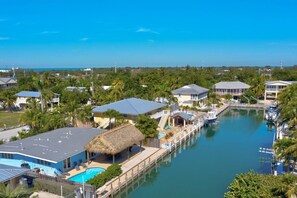 Outdoor pool, a heated pool - Escape the cold, dreary winter days and head to tropical weather and waters! (Marathon)