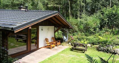 Cottage unter den Eichen - Wald, Ruhe, Garten (haustierfreundlich!)