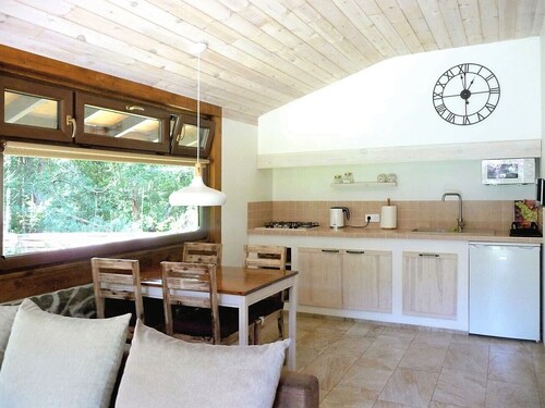 Cottage under the Oaks -In the seclusion of the forest 