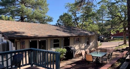 Hillside Cottage In The Pines With Great Views