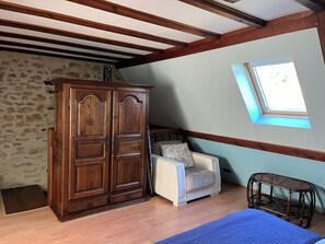 1 chambre, Wi-Fi gratuit, draps fournis