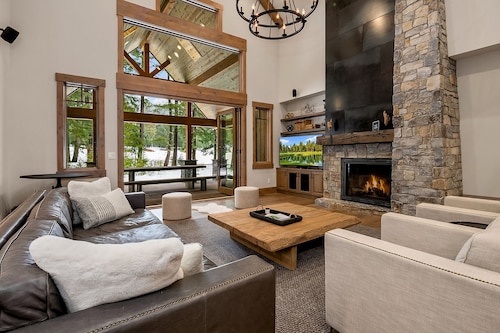 Suncadia's Spa Inspired Golf Course Estate! SAUNA*HOT TUB*COLD TUB*GAME ROOM