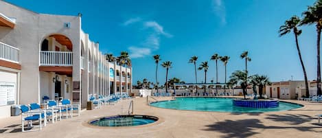 Piscine couverte, piscine chauffée