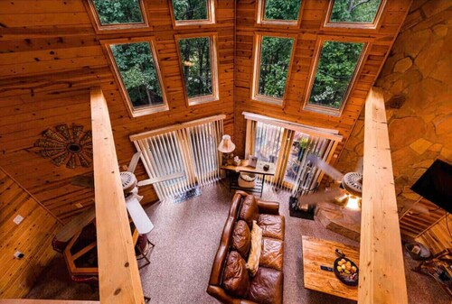 Relaxing & Picturesque Gem ~ Game Room ~ View ~ EV