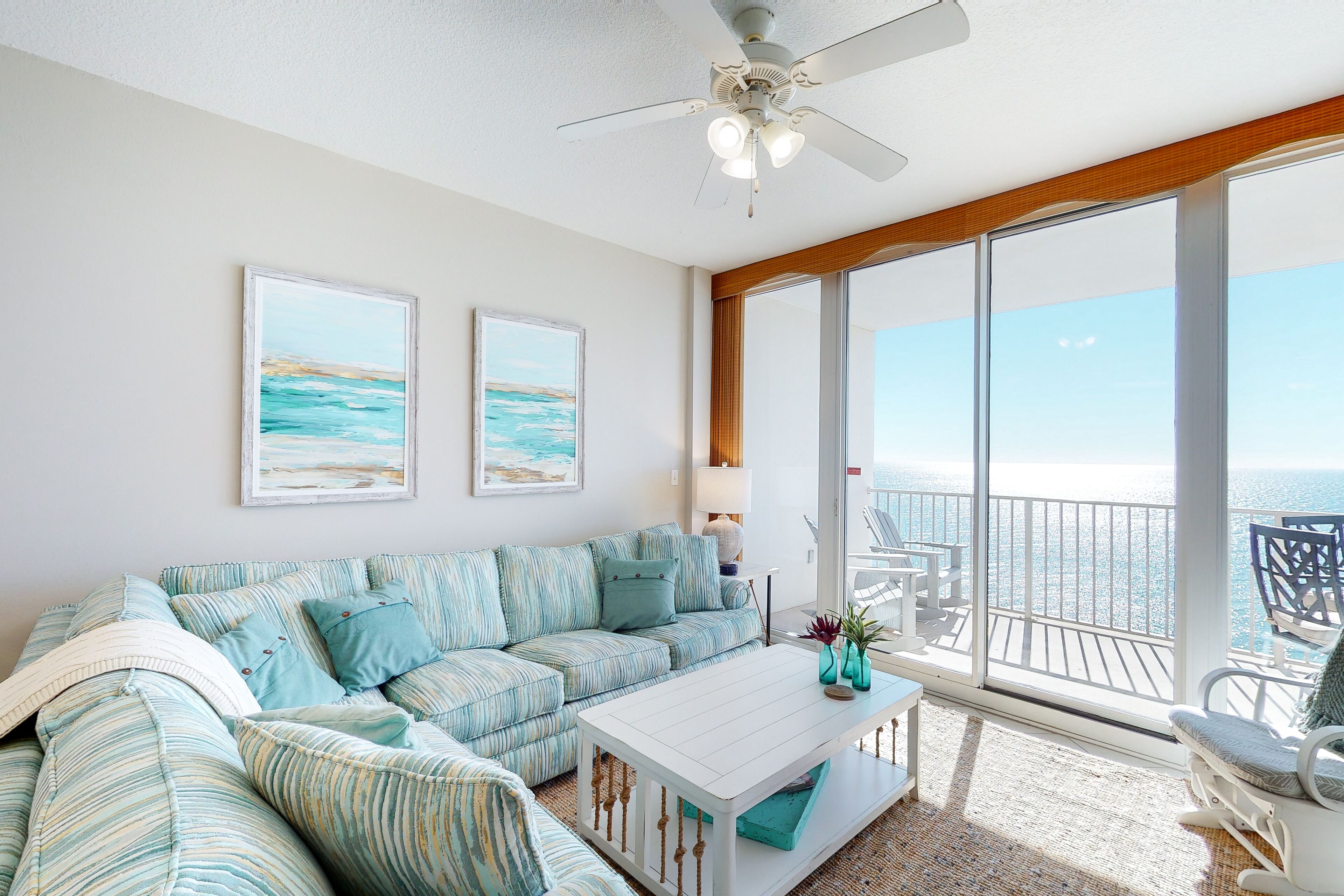 Beachfront Condo w/Great Gulf View, Balcony & Shared Pools/Hot Tubs/Sauna/Gym