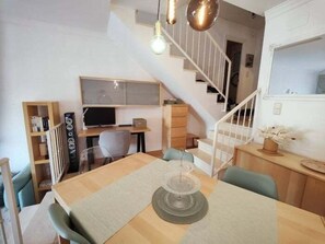 Dining - House with sea and mountain views in Almadrava AV 36 (Rosas / Roses)