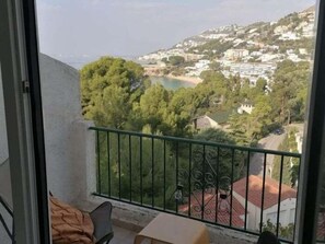 Interior - House with sea and mountain views in Almadrava AV 36 (Rosas / Roses)