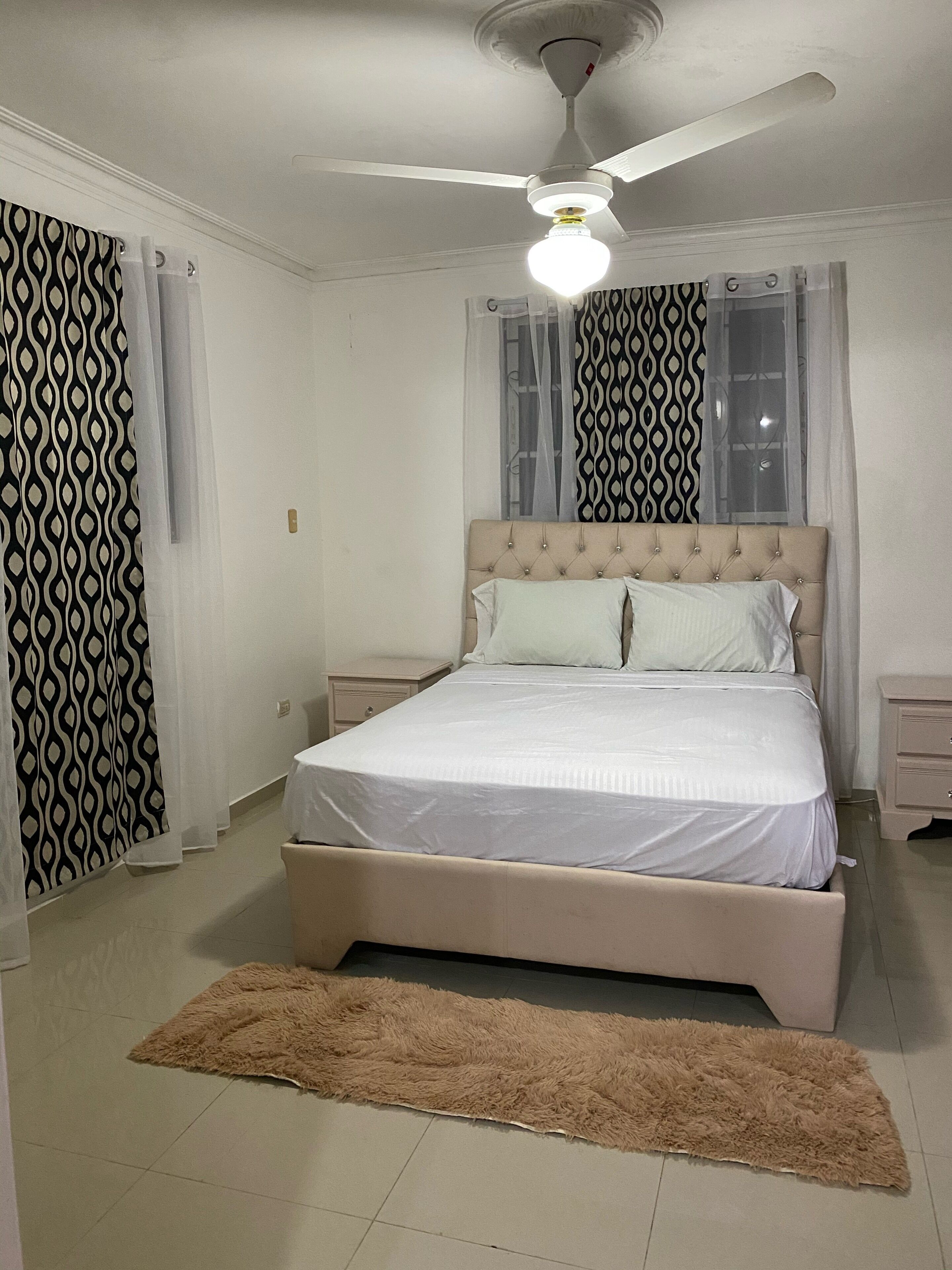 3 bedrooms, in-room safe, desk, iron/ironing board