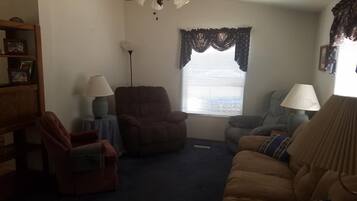 TV connectée, lecteur de DVD, livres, médiathÚque