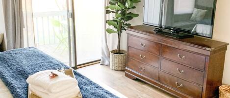 2 chambres, fer et planche à repasser, Wi-Fi, draps fournis