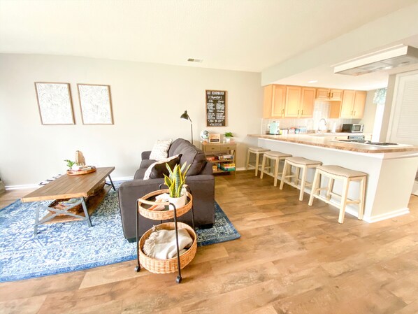 Tv, videospil, dvd-afspiller, bøger