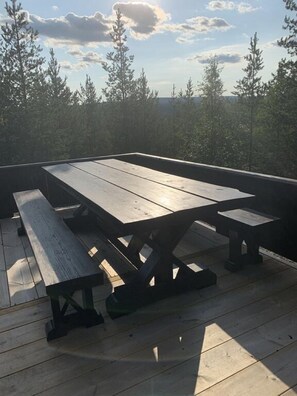 Ulkoruokailutilat