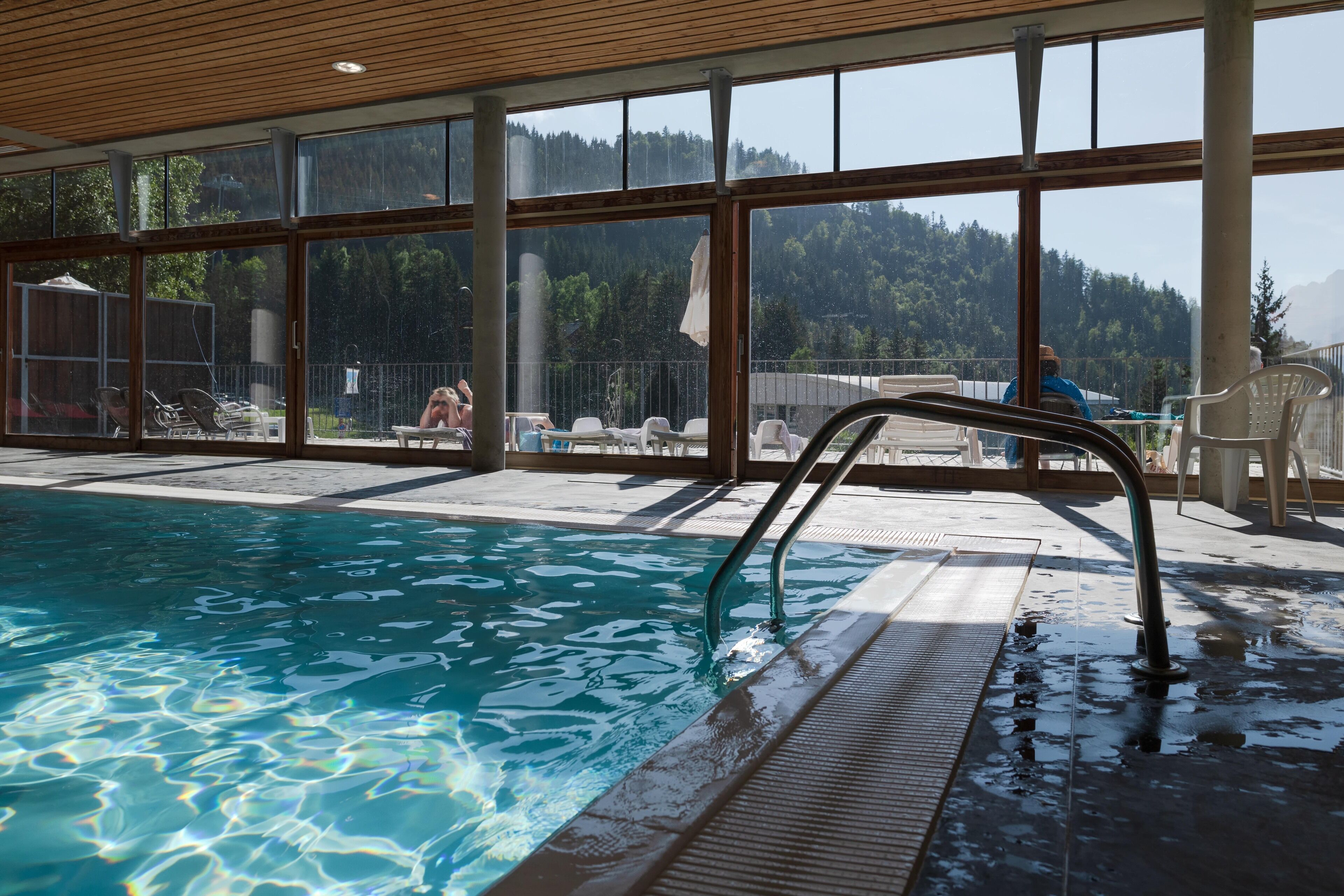 indoor pool, pool loungers