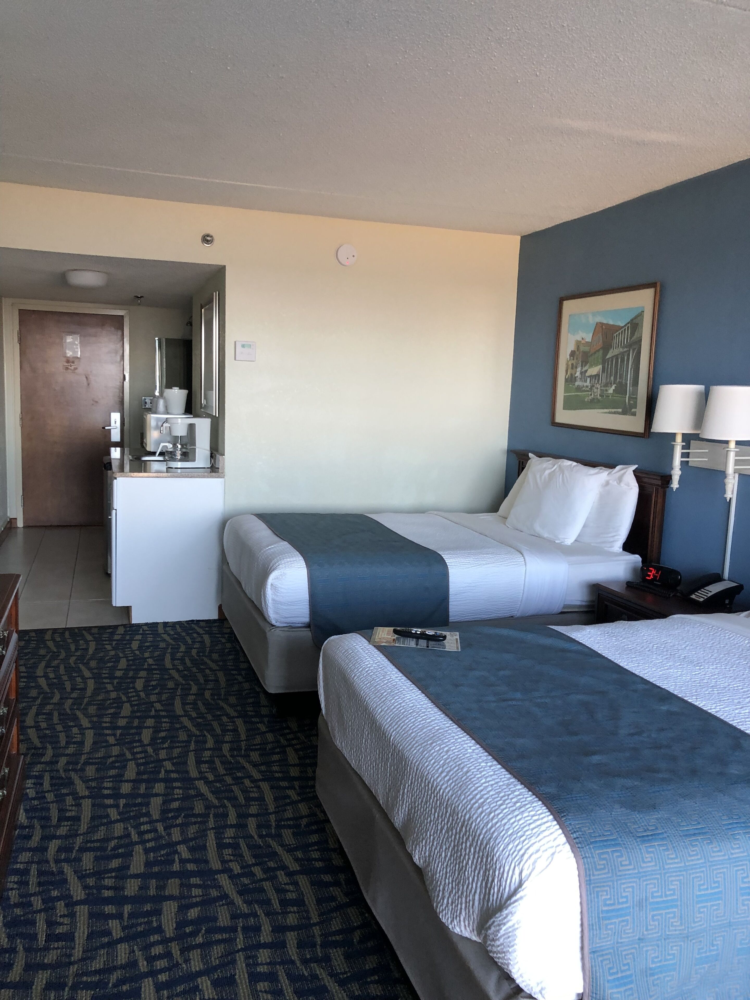 standard room, 2 double beds, balcony | desk, iron/ironing board, free wifi, bed sheets