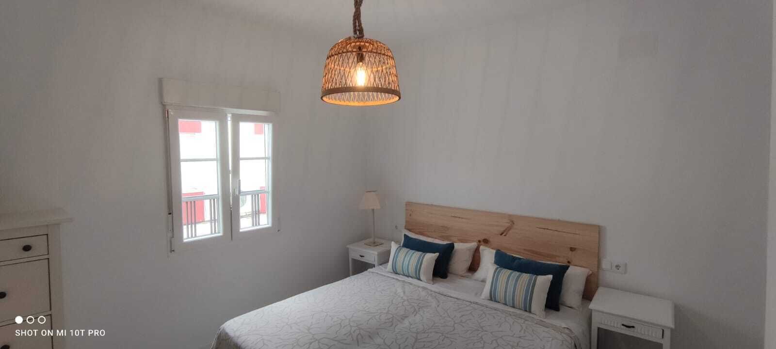 3 dormitorios, cuna de viaje, wifi gratis y ropa de cama