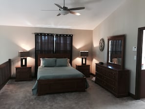 3 bedrooms, WiFi, bed sheets