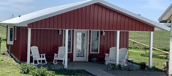 Little Country House a Quiet Countryside Getaway!