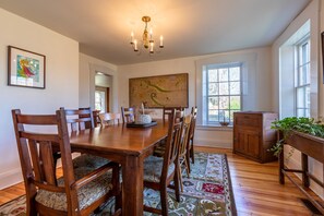 Dining - Beautiful Historic Country Estate – Modern Comfort in Okemo Valley (Cavendish)