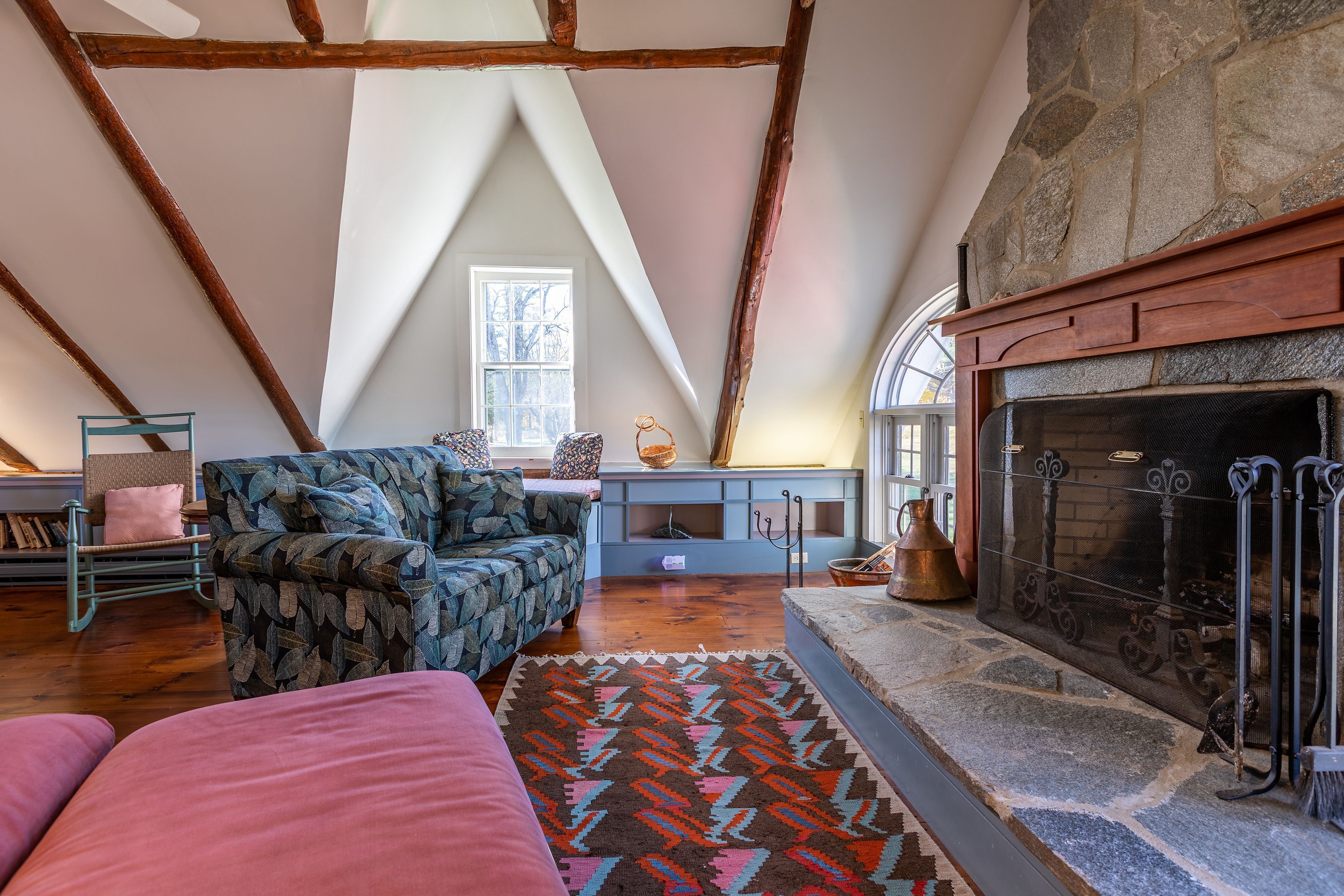 Smart TV, fireplace, table football, books