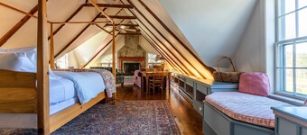 Beautiful Historic Country Estate – Modern Comfort in Okemo Valley