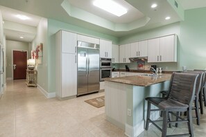 Fridge, microwave, oven, stovetop - Charming Waterfront Condo with Bay and Gulf Views and Complimentary Boat Slip!!! (Orange Beach)