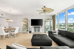 Smart TV, DVD player, ping pong, books