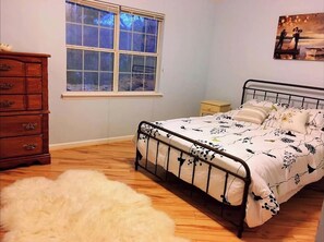 2 bedrooms, WiFi, bed sheets