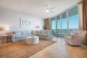 Smart TV, table tennis, books, stereo