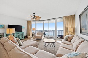 Smart TV, DVD player, ping pong, books