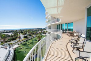 Outdoor dining - Four Bedroom Family-Friendly Condo with Wraparound Balcony! Complimentary Boat Slip! (Orange Beach)