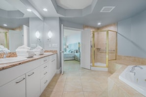 Combined shower/bathtub, jetted bath, hair dryer, towels - Condo with Panoramic Views of Perdido Bay and Robinson Island! Complimentary Boat Slip! (Orange Beach)