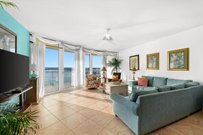 Smart TV, table tennis, books, stereo