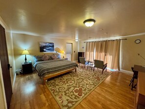 4 bedrooms, iron/ironing board, travel cot, free WiFi