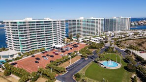 Exterior - Timeless Three Bedroom Penthouse with Gulf of Mexico Views (Orange Beach)