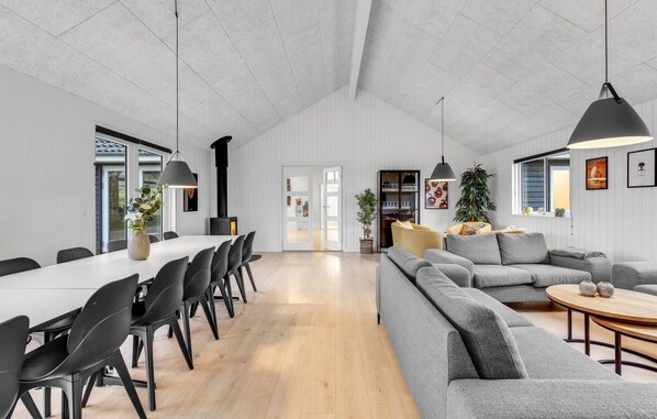 Dining - Nice home in Sydals with sauna (Sydals)