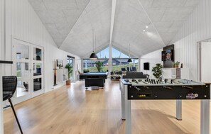 Games room - Nice home in Sydals with sauna (Sydals)
