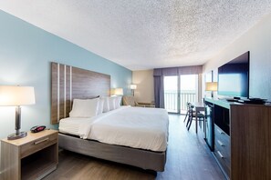 Iron/ironing board, Internet, bed sheets