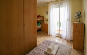 2 chambres, Wi-Fi gratuit, draps fournis