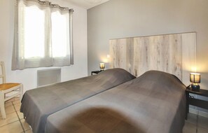 6 Schlafzimmer, Reisekinderbett, kostenloses WLAN, Bettwäsche