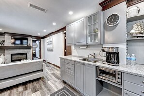 Private kitchen - Cozy Guest-Suite (Atlanta)