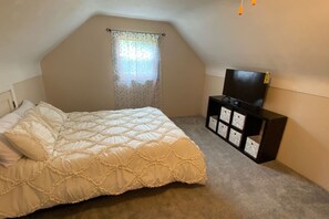 3 bedrooms, iron/ironing board, travel cot, WiFi