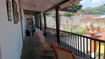 Premium Studio Suite | Terrace/patio