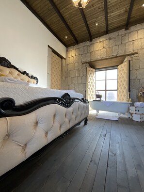 Presidentiële studio suite, 1 slaapkamer | Lakens van Egyptisch katoen, luxe beddengoed, Select Comfort-bedden