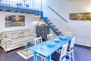 Dining - Studio Ivana: apartment for 3, in the centre of Levanto, 200m from beach (Levanto)