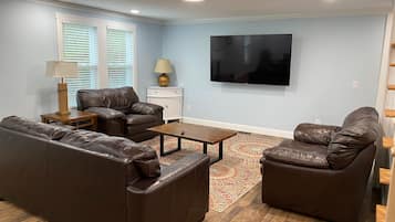 Ferienhaus, 5 Schlafzimmer, Terrasse | Zimmerausstattung