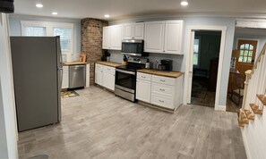 Interior - 1st Class Rentals The Thurman Munson House (Cooperstown)