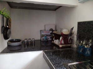 House, 2 Bedrooms, Accessible, Garden View | Interior - Quite Villa - Weligama (Weligama)