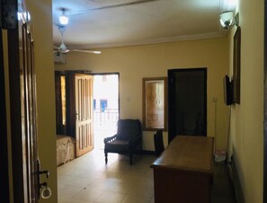 Room, 1 Bedroom, Smoking, Balcony | 1 bedroom - Room-double Room With Balcony in the hea (Accra)