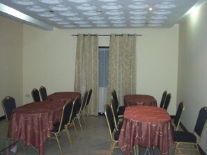 Dining - Room-single Room - 1st Floor (Accra)