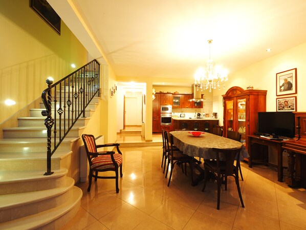 Dining - 4 Bedroom Villa In Old Cavtat (Konavle)